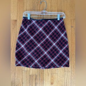 Express red and black plaid wool skirt
